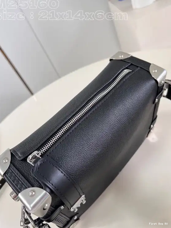 First bags ru Trunk PM-21*14*6CM Side VUITTON LOUIS 0602